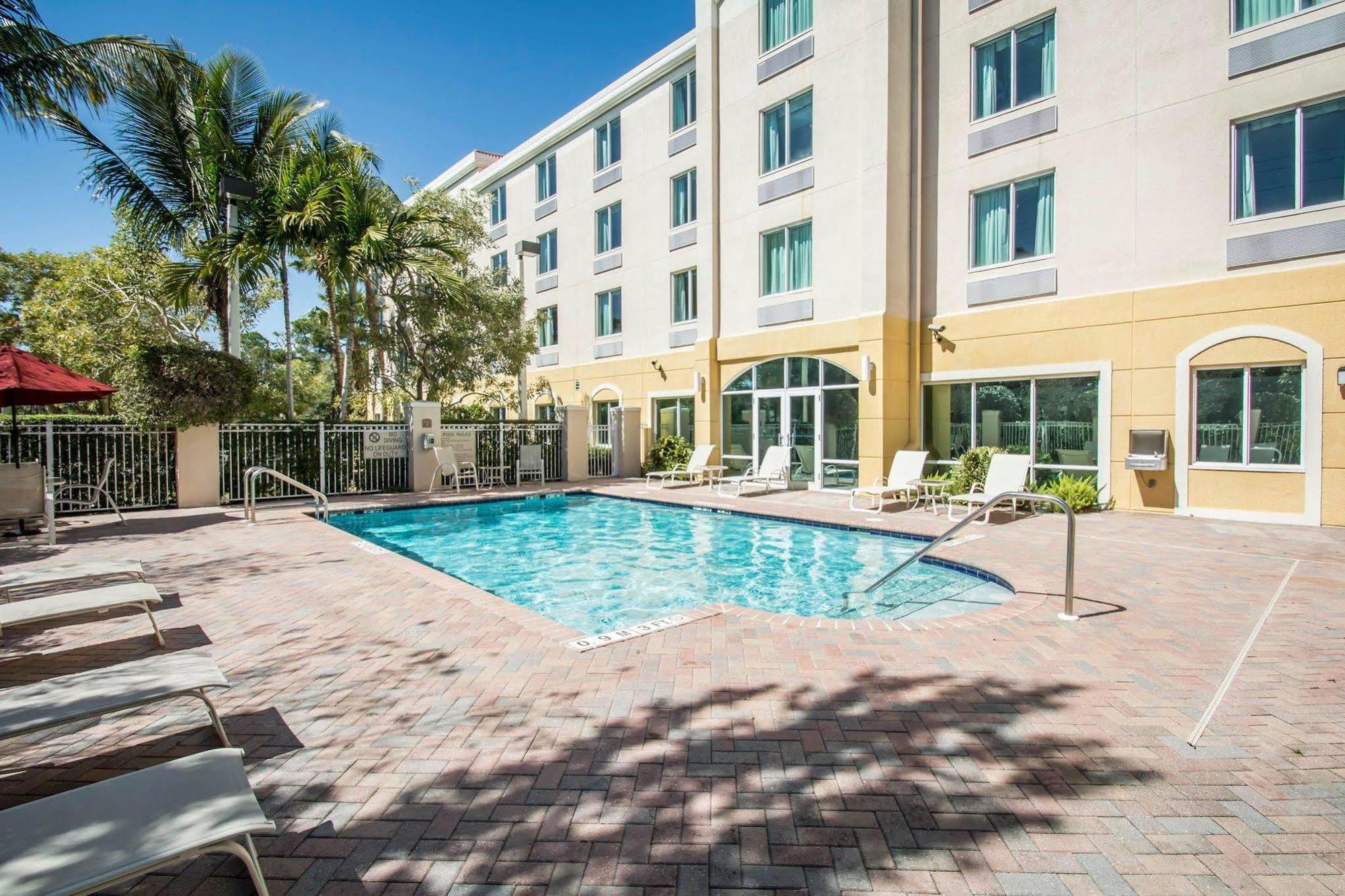 Comfort Inn & Suites Jupiter I-95 Dış mekan fotoğraf