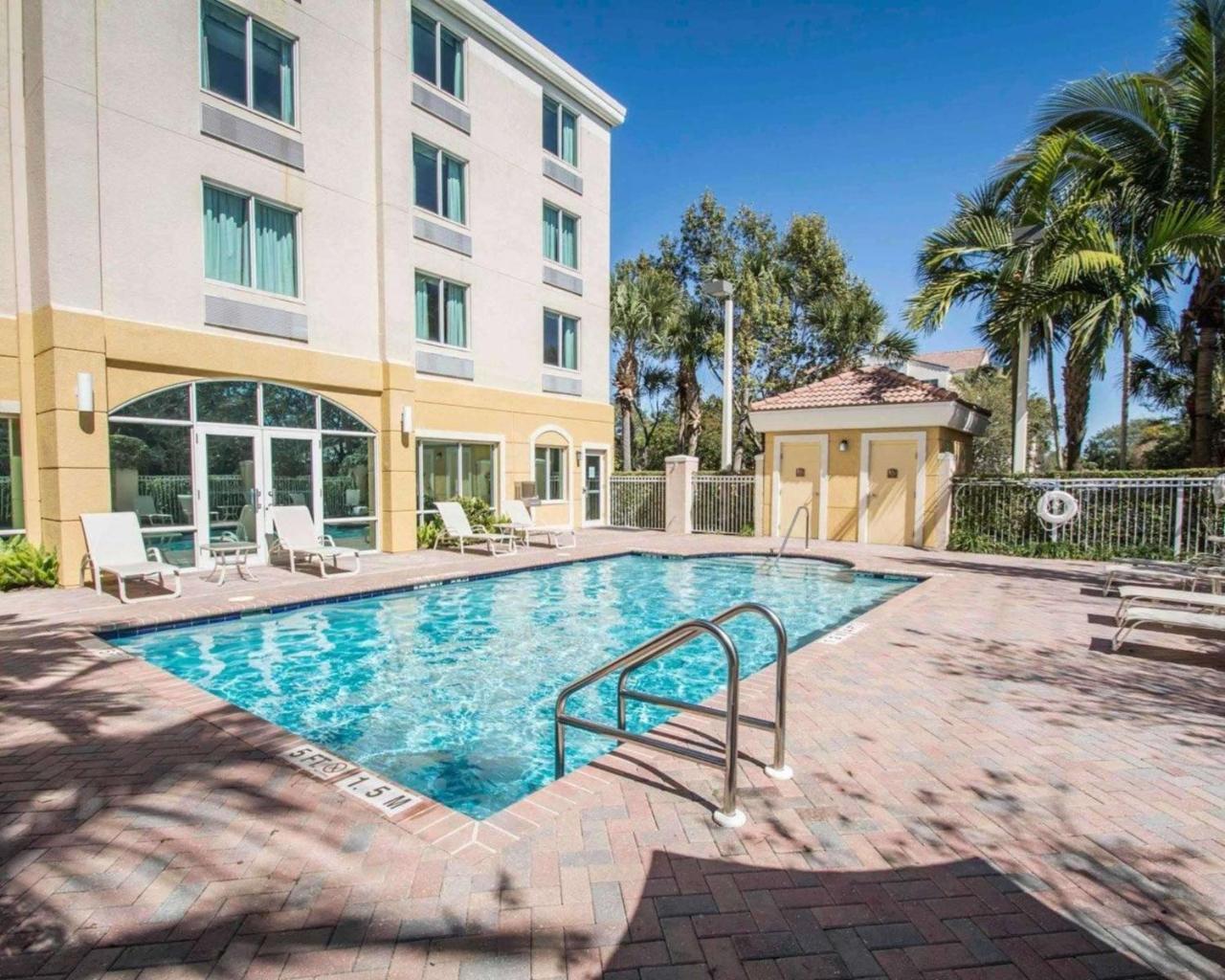 Comfort Inn & Suites Jupiter I-95 Dış mekan fotoğraf